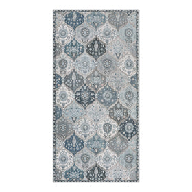 Lahome Moroccan Trellis rug closeup highlights soft fibers for comfortable feet.