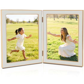 ACHAVINM 5x7 double frame with gold edge highlights wedding photos.