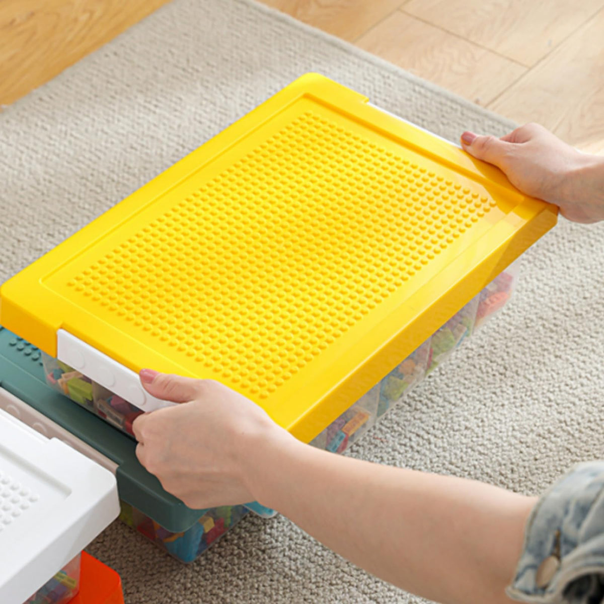 Acshio modular design fits drawers and countertops for versatile organization
