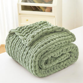 Admitrack chunky knit blanket makes a thoughtful, gift-ready cozy present.