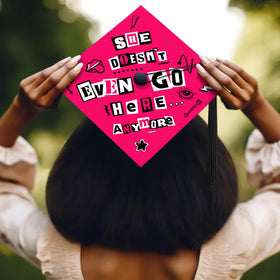 ADVANSYNC cap topper tassel hole allows easy repositioning after ceremony