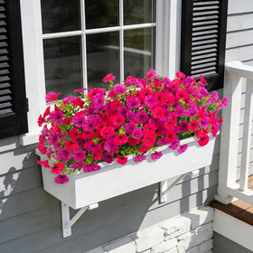 ADXORA 12-bundle set enhances porches with lifelike green texture