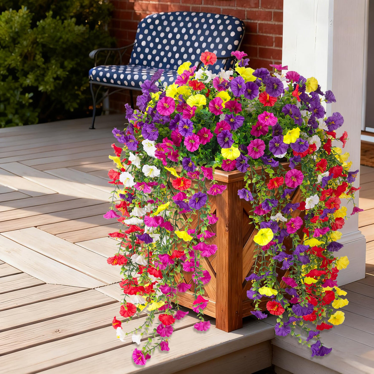 ADXORA UV-resistant fabric keeps vivid colors in sun and rain.