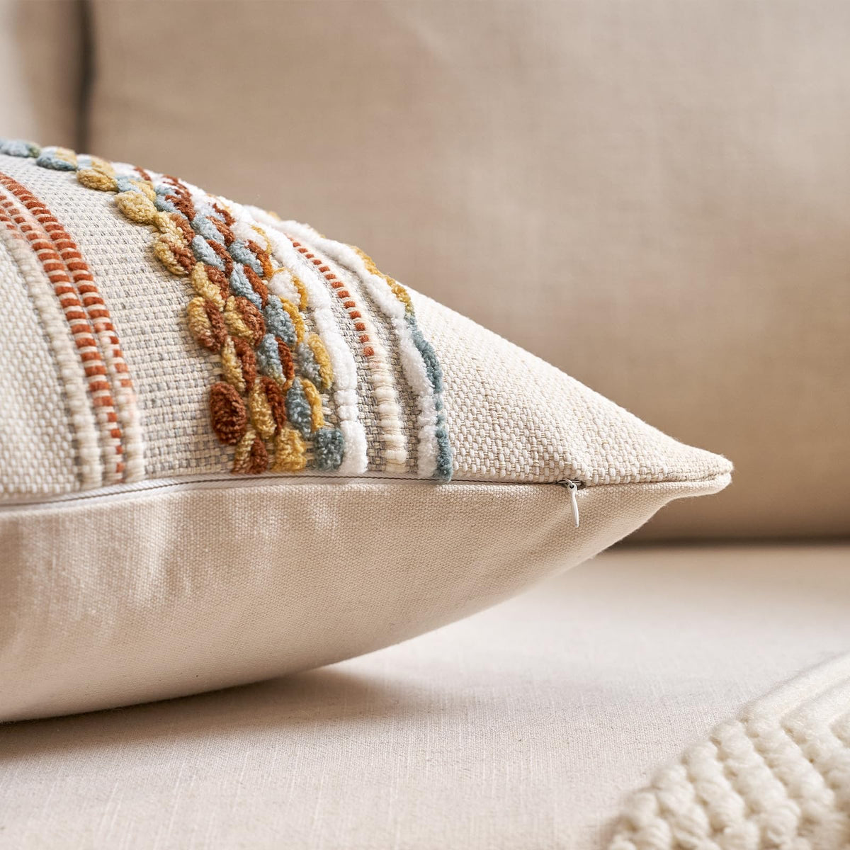 Aeckself detailed weave swatch emphasizes quality and craft at a glance.