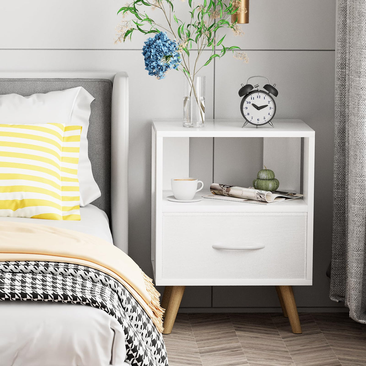Aenuert night stand assembly guide showing simple setup.