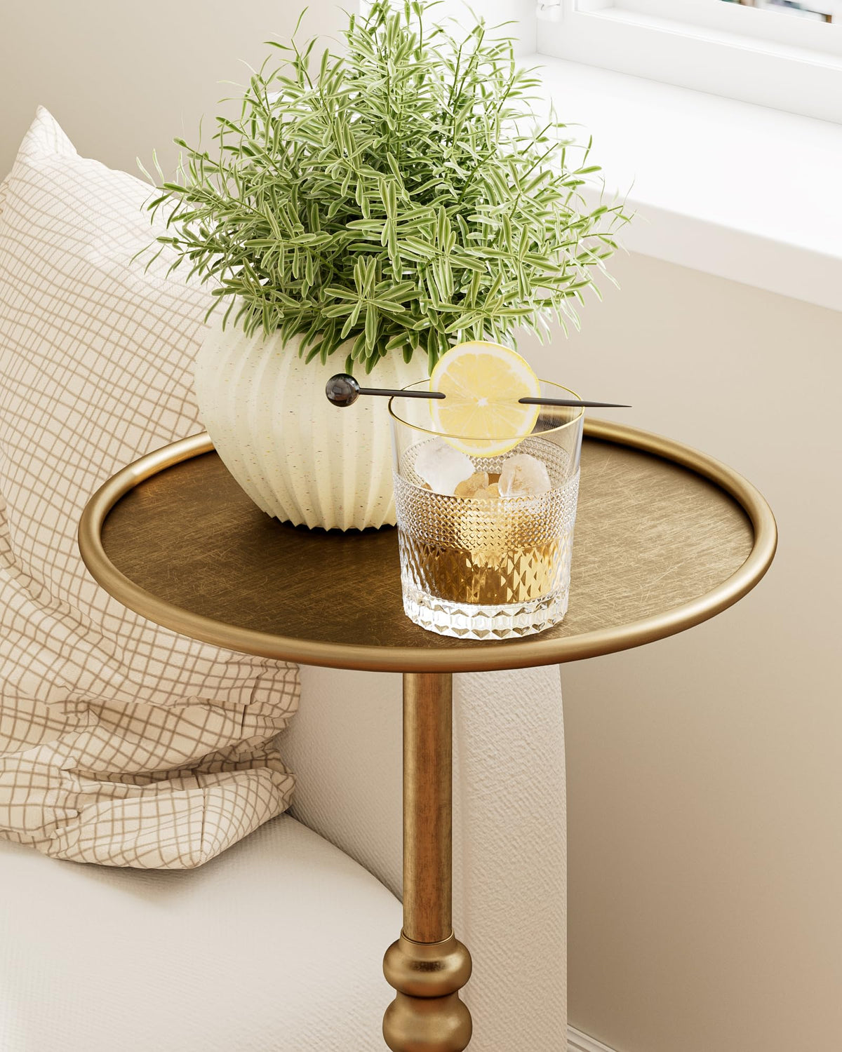 AEPOALUA larger surface than standard martini tables for displays