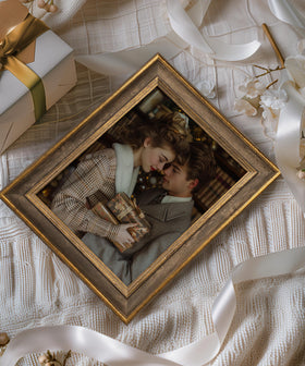 Afuly 8x10 vintage frame back with hooks for easy wall mounting.