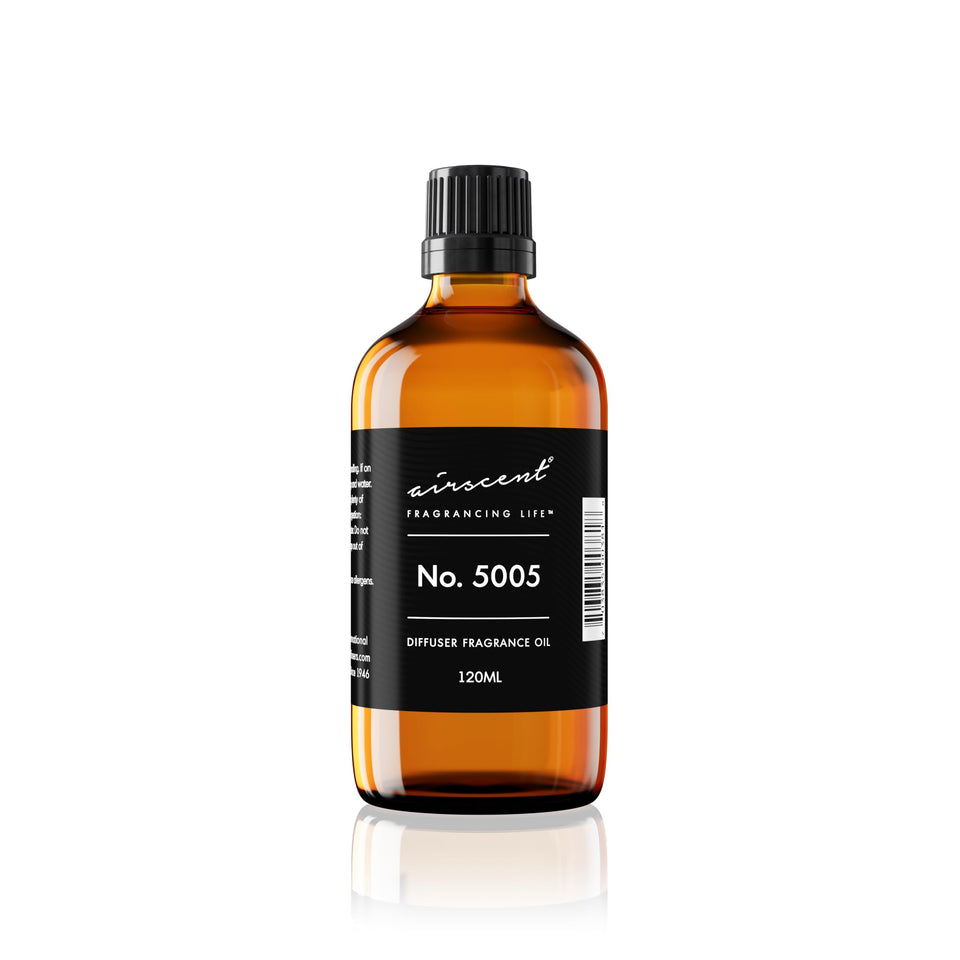 Air-Scent Oud Wood diffuser oil bottle with dropper for precise scent control.