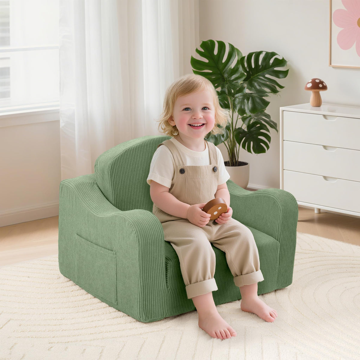 Airpanda Comfy Toddler Chair side pocket holds toys and books