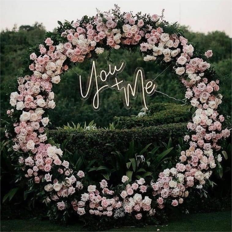 Aisto 7.2 ft round backdrop suits birthdays and graduations