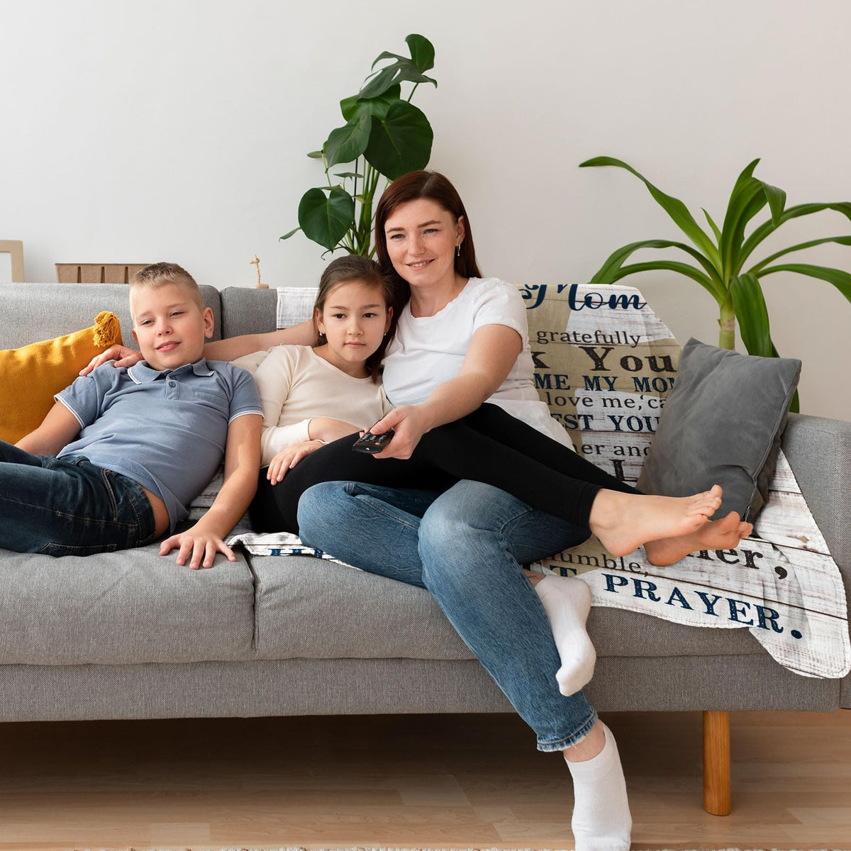 AIYUBOFUN soft flannel texture and warmth perfect for movie nights.