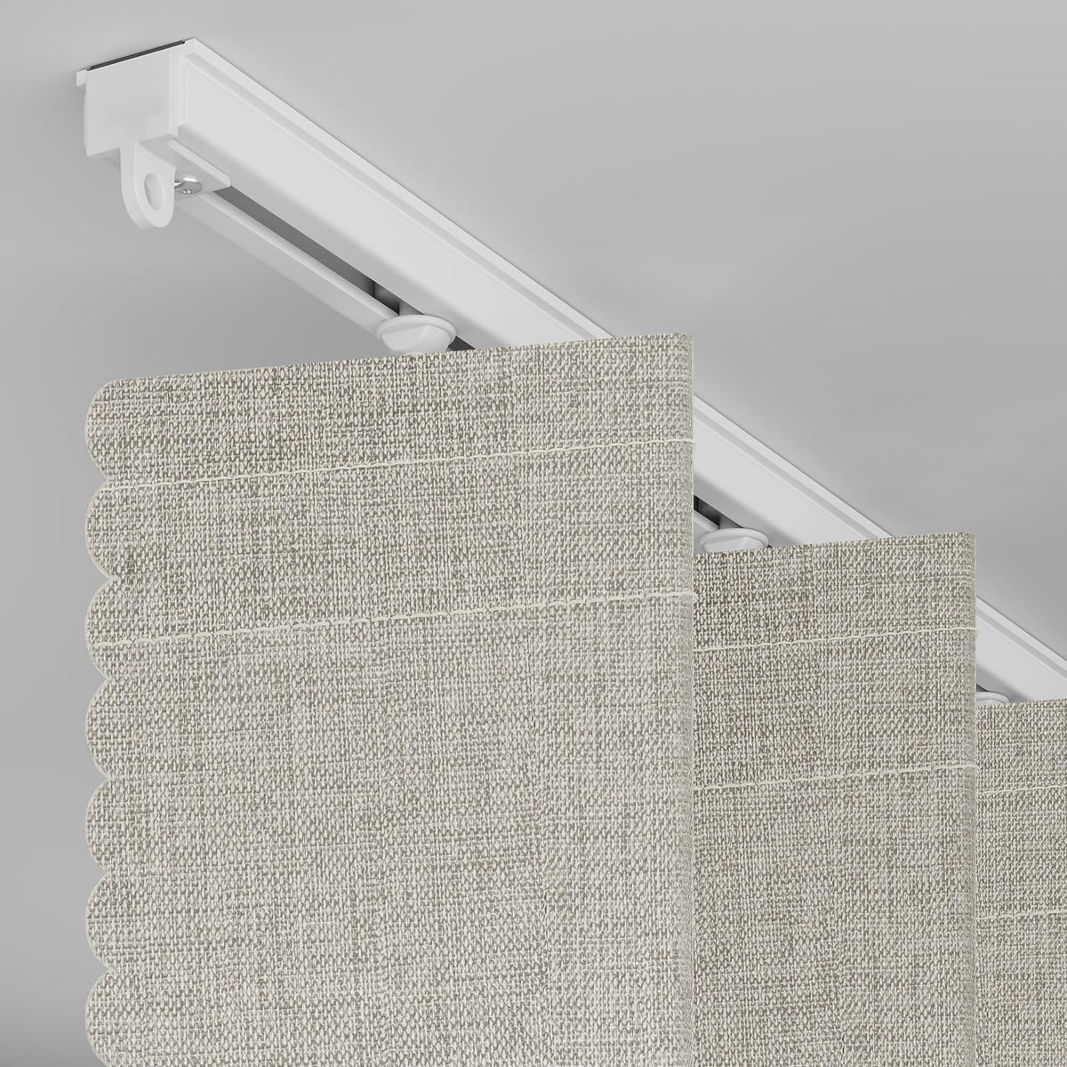 AJAZZ magnetic closure example showing quick access and secure fit
