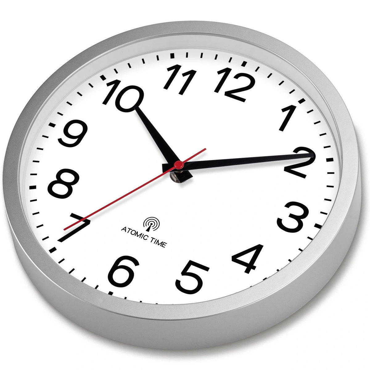 AKCISOT 12-inch clock is ideal for classrooms and workspaces.
