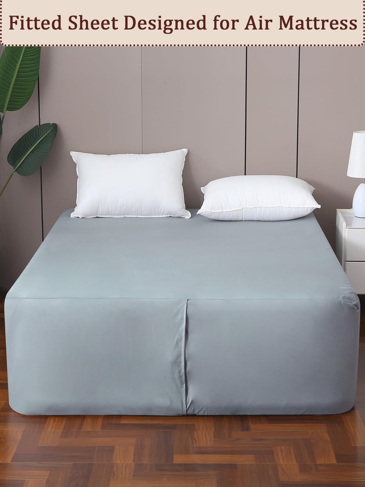 Akicia guest-friendly bottom sheet designed for travel and temporary setups.