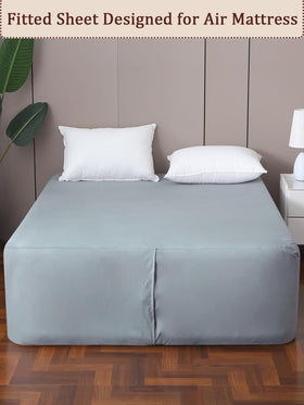 Akicia guest-friendly bottom sheet designed for travel and temporary setups.