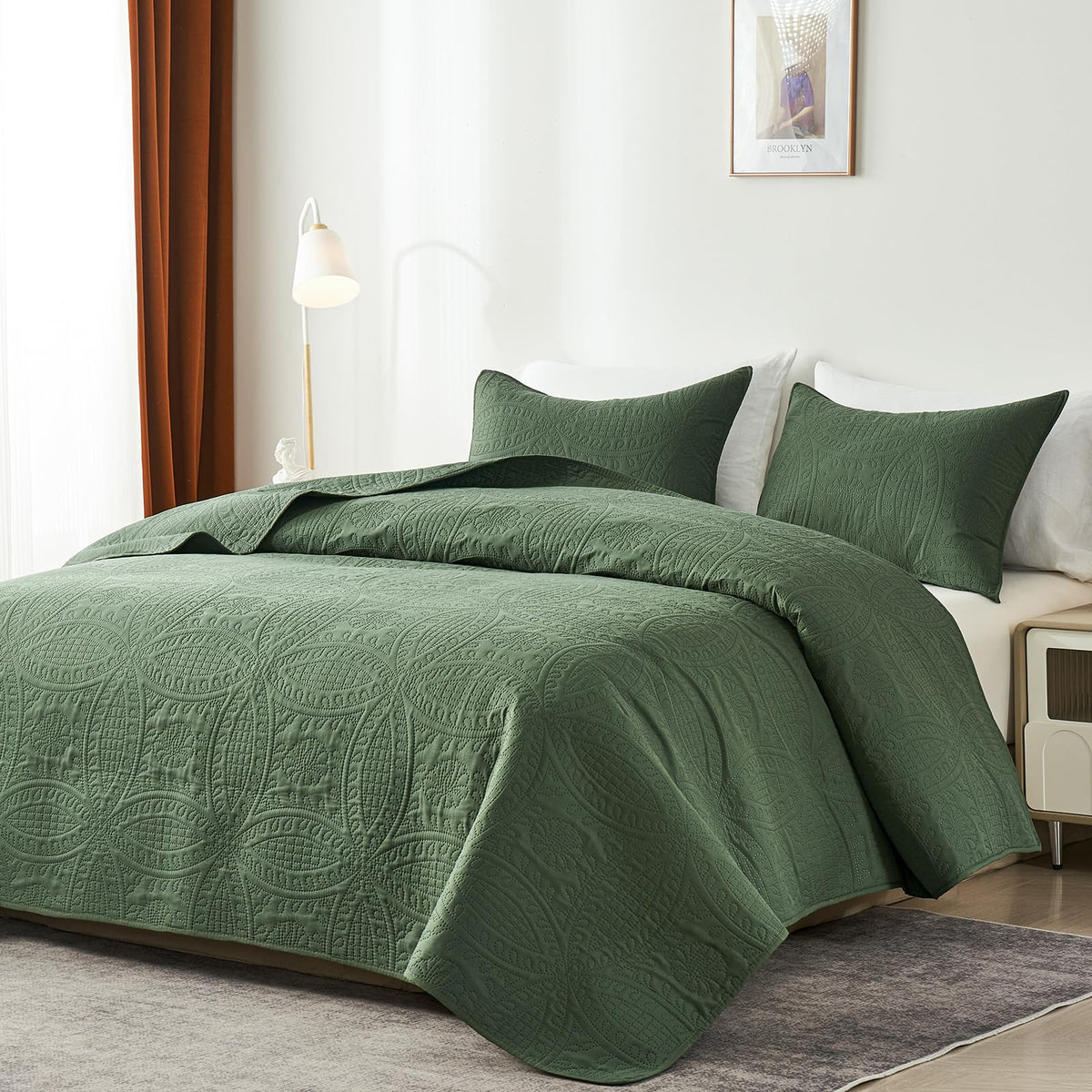 Akkialla coin-pattern stitching adds texture and depth to the quilt.