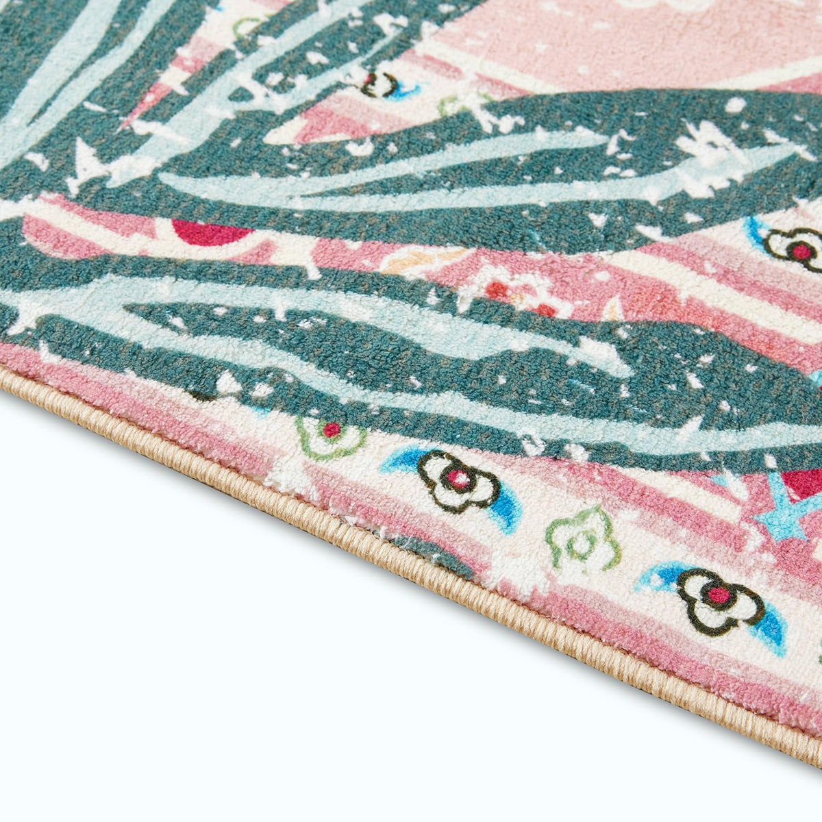 Aldopein low-pile rug delivers quick under-foot comfort without door snag.