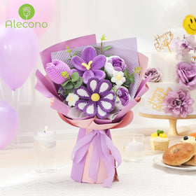 Alecono crochet flower bouquet in gift box, ready to present
