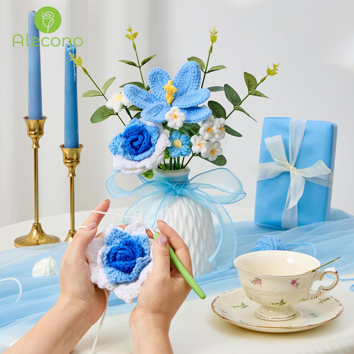 Alecono ready-to-gift bouquet in secure box with gift card.
