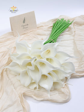 Alifst white calla lily artificial flowers ideal for home party tables.