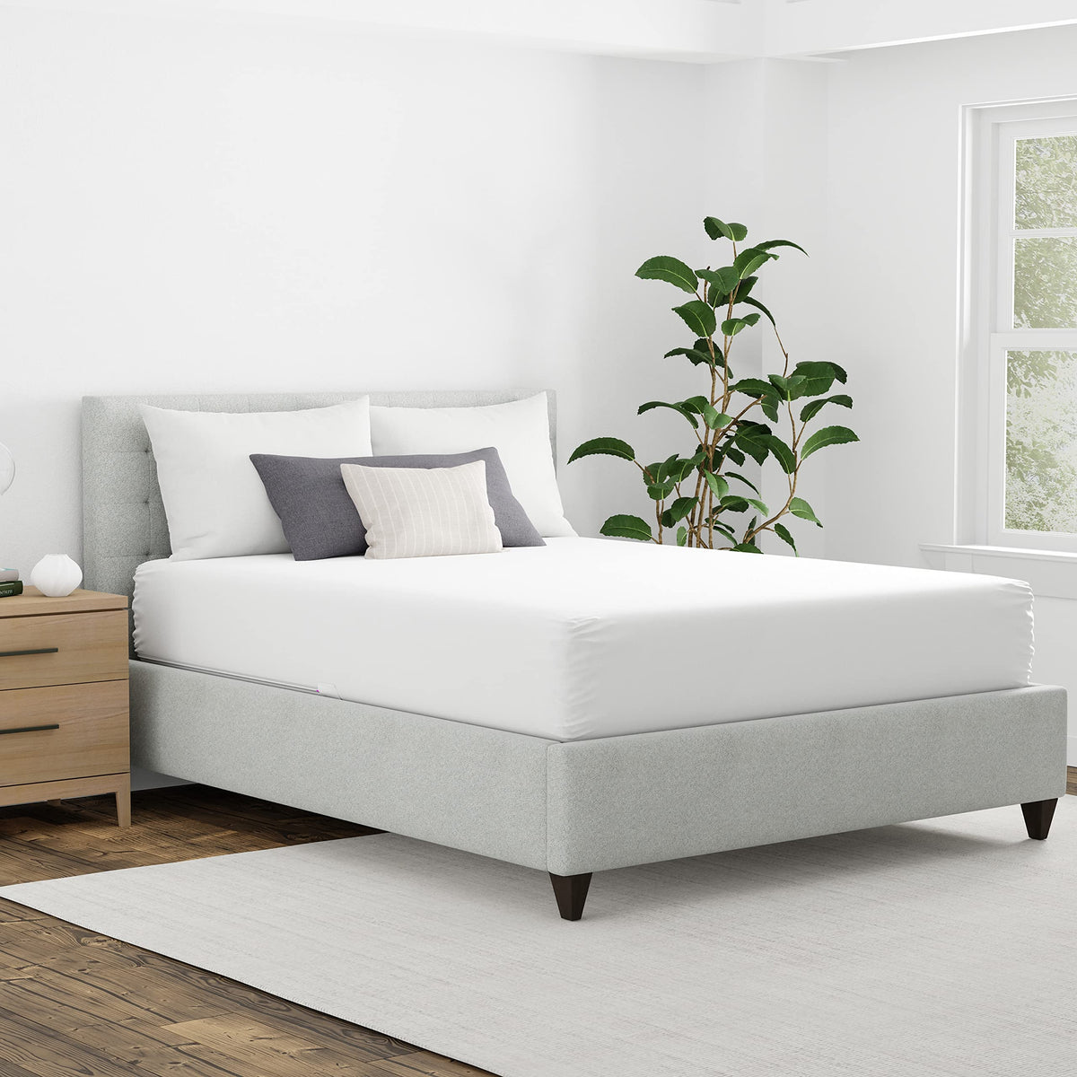 AllerEase Maximum easy-care closeup for fast cleaning and simple maintenance.