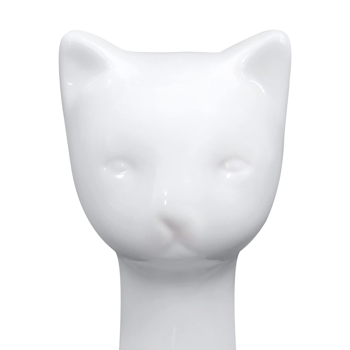 Allure White Cat compact dimensions help fit small powder rooms.