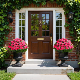 Alupssuc outdoor geraniums withstand rain and wind for durable garden decor.