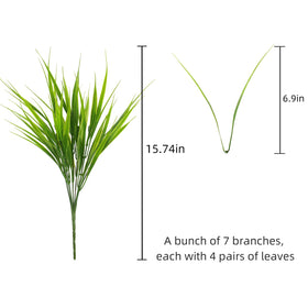 Alyptus onion-grass bundles provide realistic texture for patios.