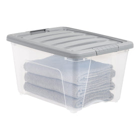 Amazon Basics latching lid protects belongings from dust and moisture during transit.