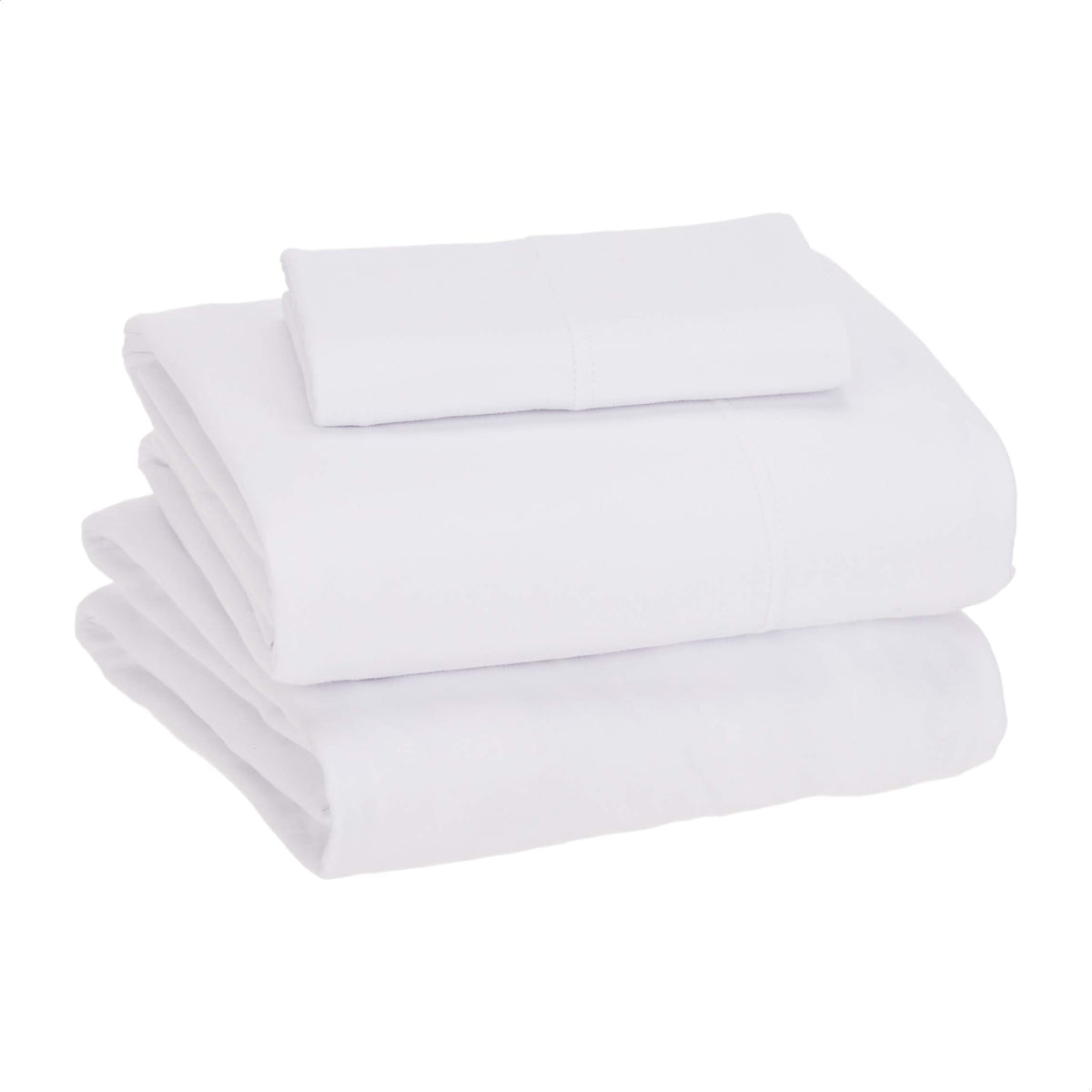 Amazon Basics fitted sheet on mattress shows secure stretch up to 14 inches