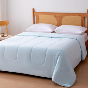 Amazon Basics cooling comforter in queen size fits standard beds comfortably