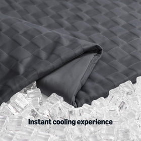 Amazon Basics comforter offers soft, lightweight warmth for hot sleepers