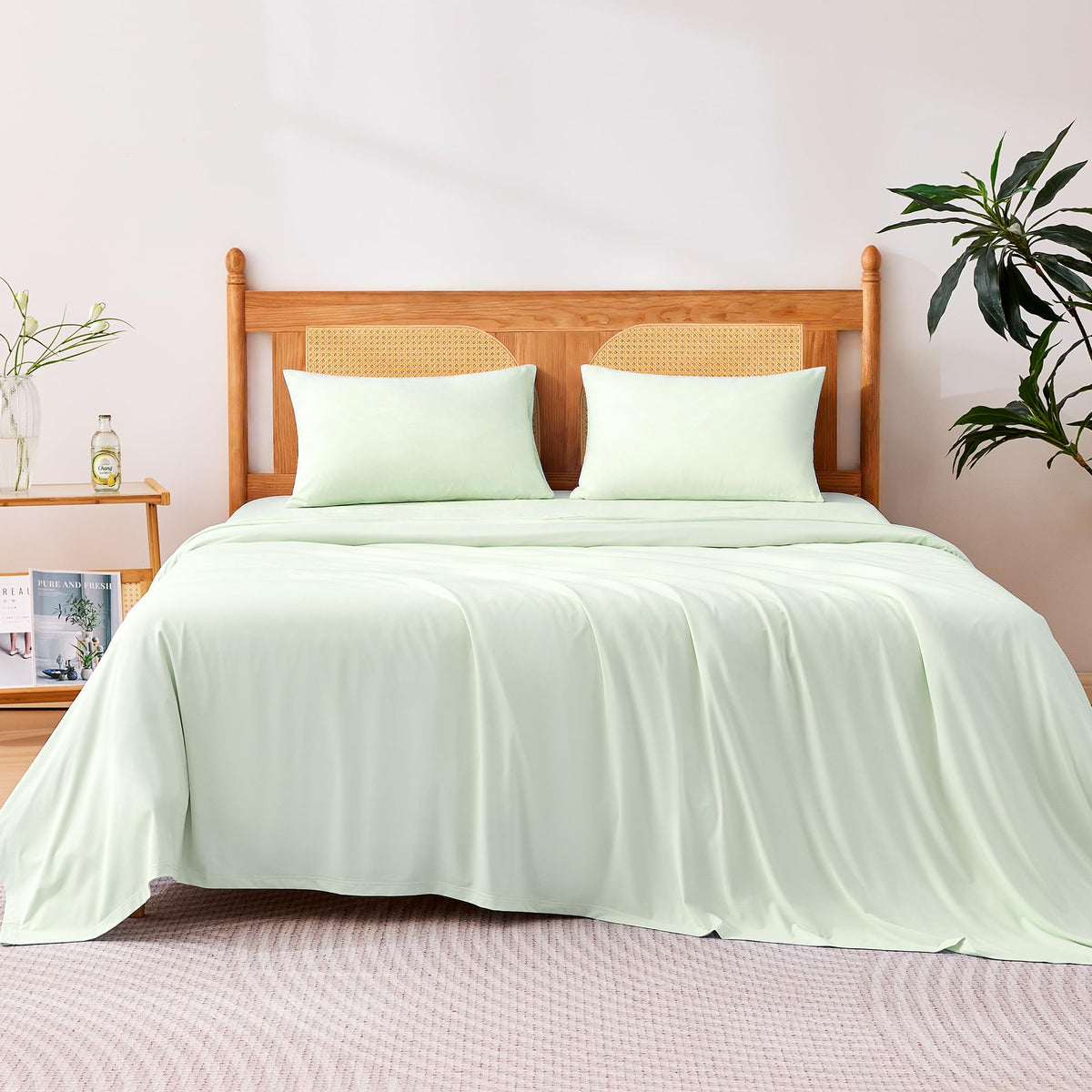 Amazon Basics cooling sheets fabric texture close-up showing breathable feel for hot sleepers.