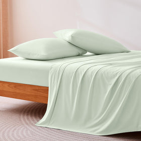 Amazon Basics cooling sheets queen bed on mattress highlighting 15-inch deep pockets for a snug fit.