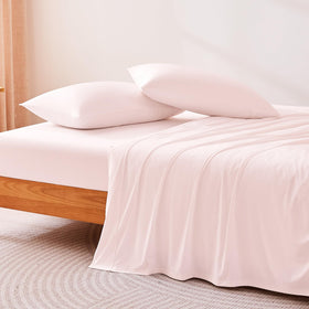 Amazon Basics cooling sheets queen pink bed scene, breathable surface
