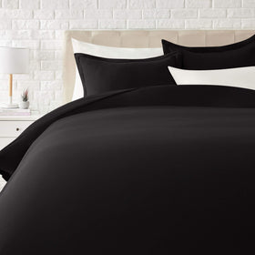 Amazon Basics duvet cover full/queen black with soft microfiber for everyday comfort.
