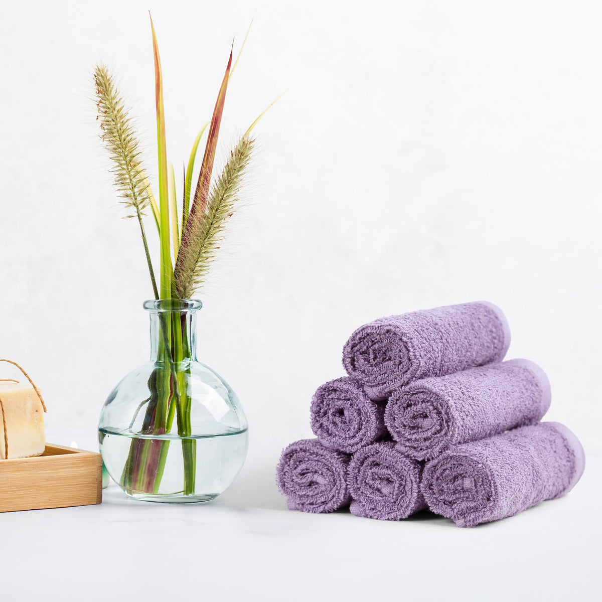 Amazon Basics fast-drying terry washcloth demonstrates high absorbency for routines.