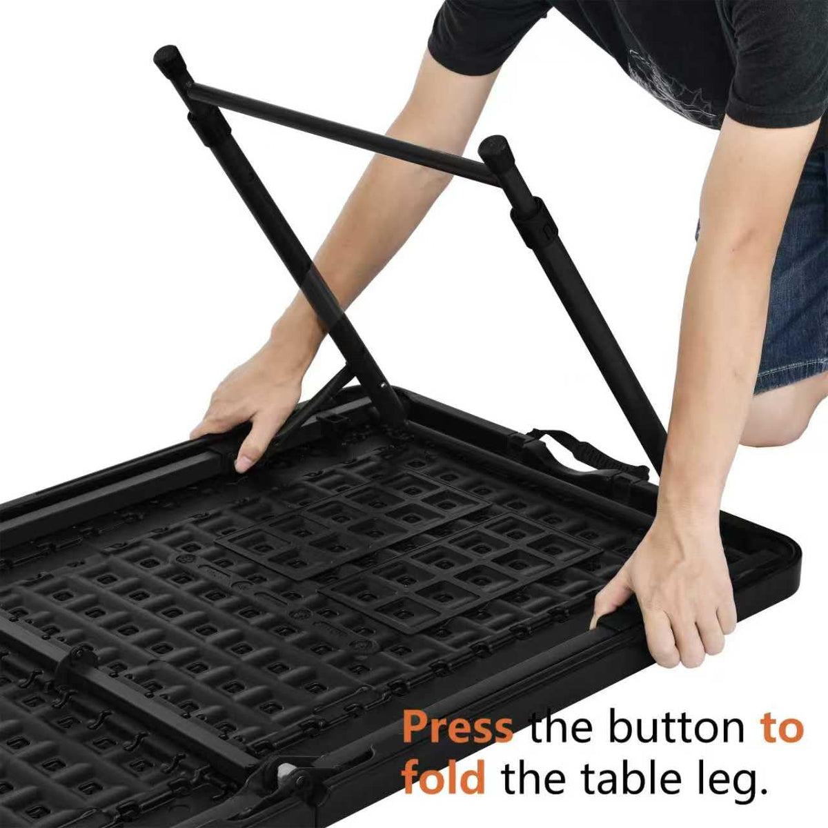 Amazon Basics lightweight yet sturdy construction for indoor and outdoor use