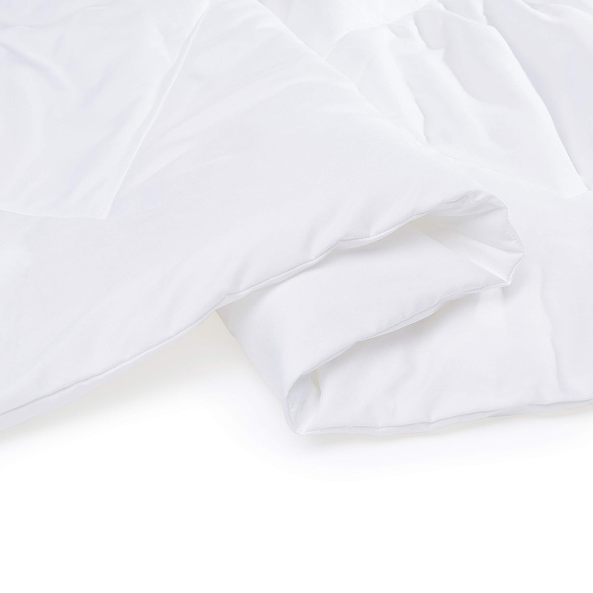 Amazon Basics comforter with OEKO-TEX MADE IN GREEN certification
