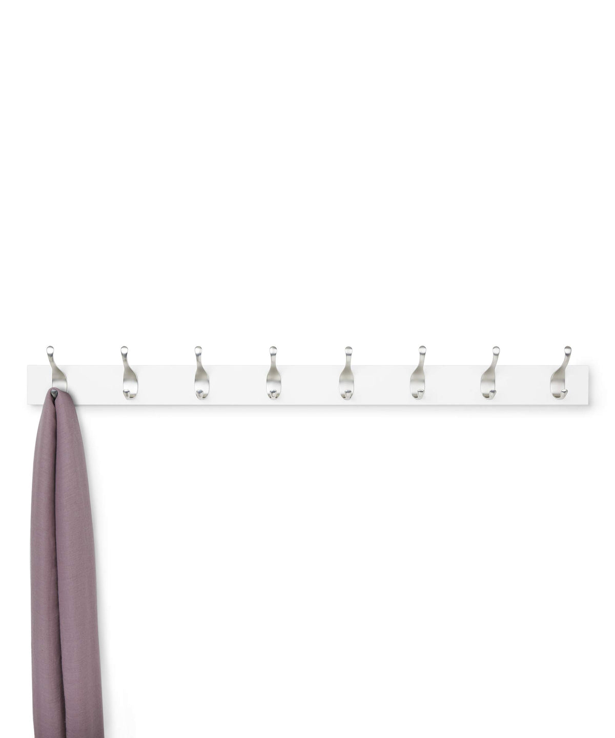 Close-up shows durable metal double hooks on the Amazon Basics rack