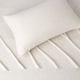 Amazon Basics pillowcase twin in oatmeal keeps pillow protected and breathable.