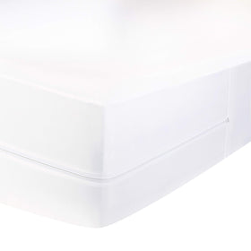Amazon Basics stretch-fit design securing the protector over 12-18 inch depths