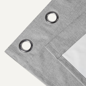 Amazon Basics two-panel set packaging demonstrates value and easy care.