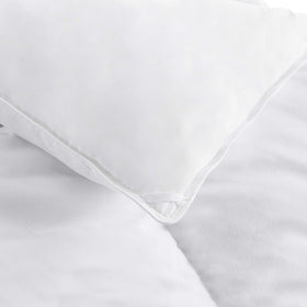Full/Queen size comforter measures 88 by 88 inches for versatile bedding
