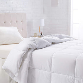 Amazon Basics white down-alternative comforter king size for all-season warmth.