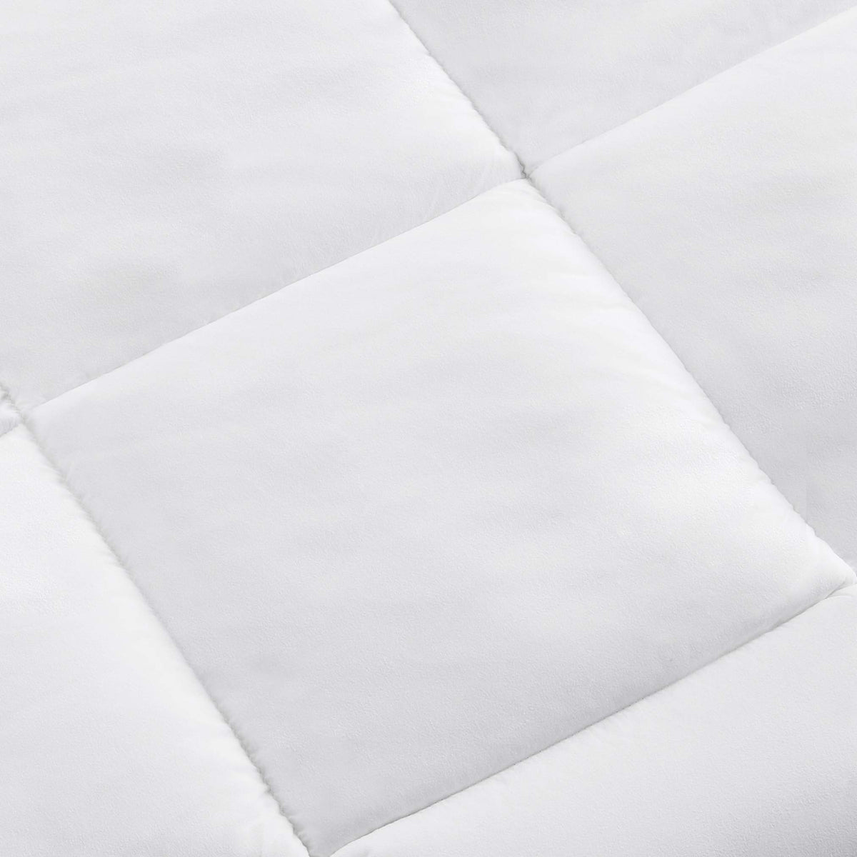 Vacuum-sealed packaging arrives compact; decompress for 24 hours before use