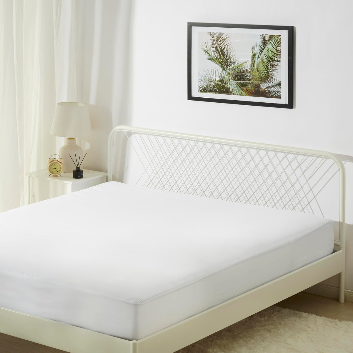 Amazon Basics king zippered waterproof mattress encasement with secure closure protects the bed.