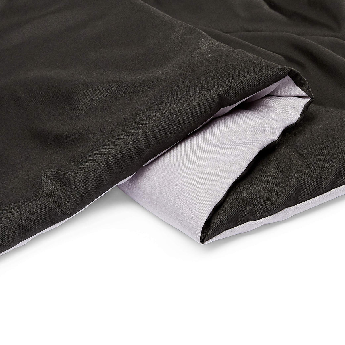 Amazon Basics comforter blanket Full/Queen size measures 86 x 92 inches.