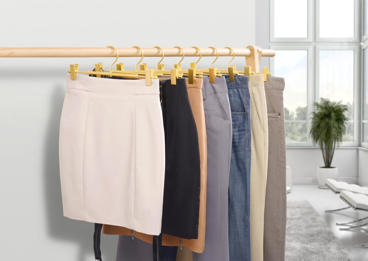 Amber Home versatile hanger suitable for hats, ties, socks, shorts, scarves.
