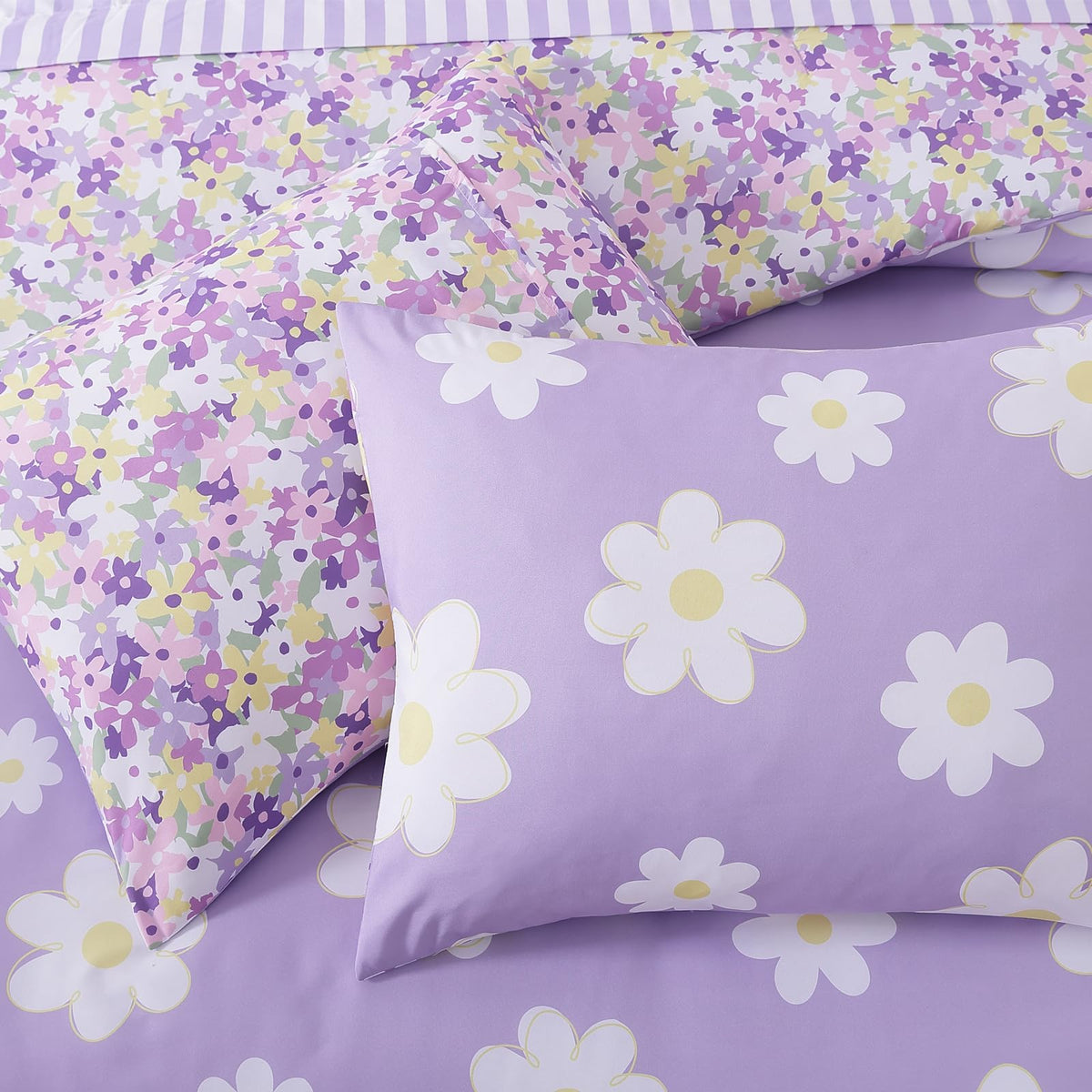 AMBERSPACE pillowcases with clean envelope closure for easy styling